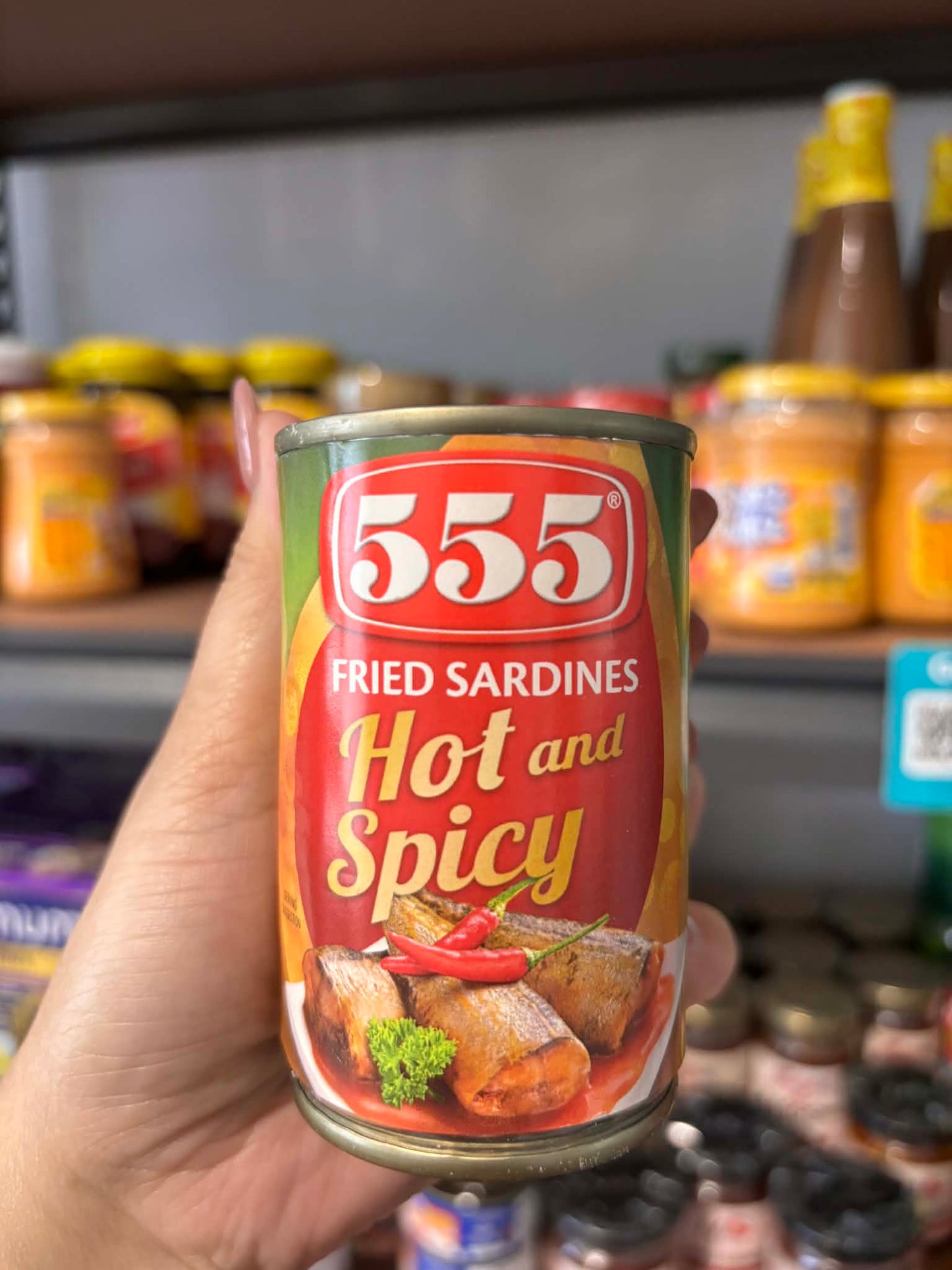 555 Fried Sardines Hot and Spicy 155g