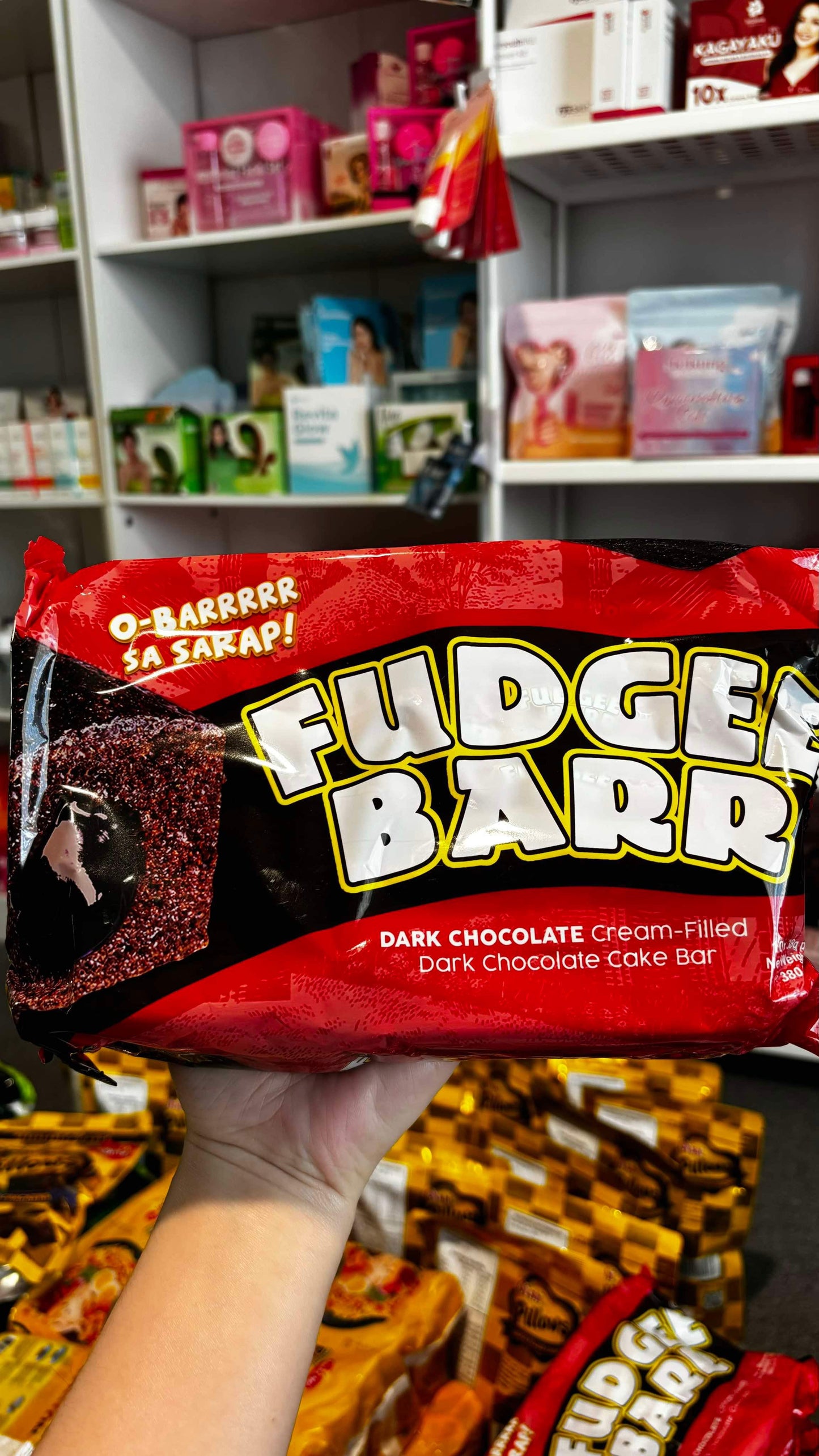 FUDGEE BARR Dark Chocolate Cream Filled Cake Bar - 10x40g packs