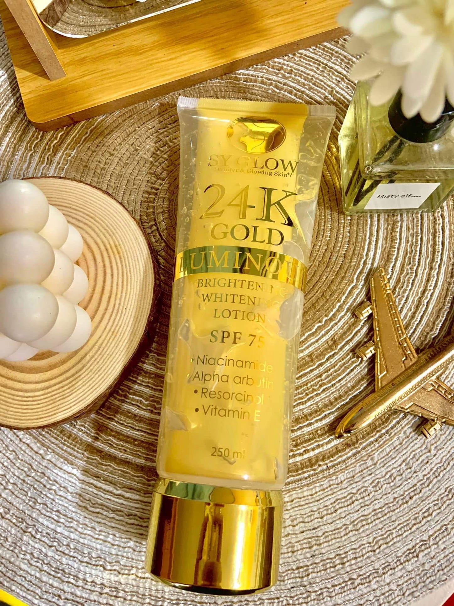 SY Glow 24K Gold Luminous Lotion SPF75 (250ml)