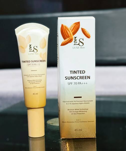 Luxe Skin Tinted Sunscreen SPF 70 PA+++ 45ml