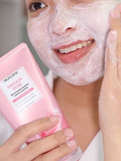 SKINTIFIC Damask Rose Brightening Whipped Cream Cleanser 120ML
