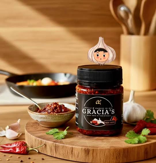 GRACIA'S CHILLI AND GARLIC IN OIL 150G ZING HOT(REG)