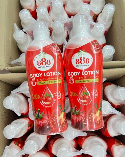 888 BODY LOTION BRIGHT GLOW AURA TOMATO EXTRACT 500ML