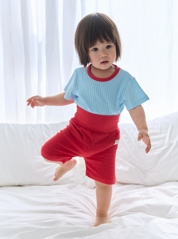 Cocohani Sherbet Short-Sleeve Belly Cover Top & Bottom Set (Cream Top, Olive Bottom) Size 100 - (18-36 Months)