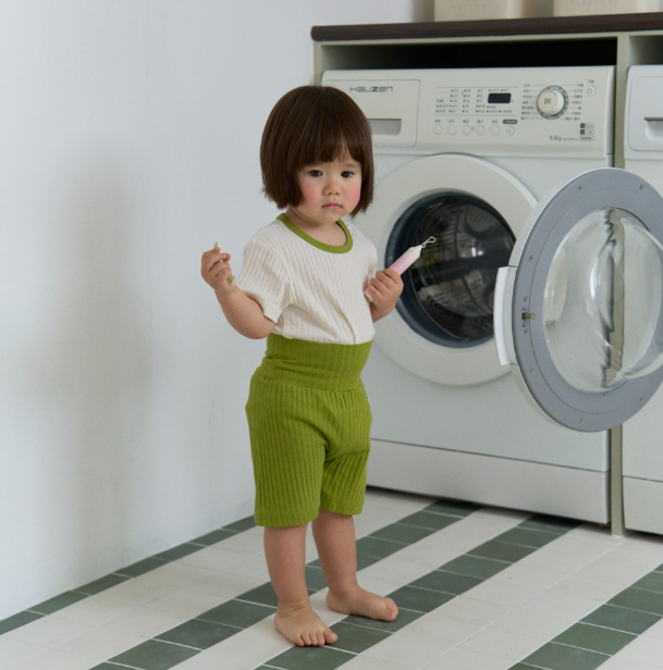 Cocohani Sherbet Short-Sleeve Belly Cover Top & Bottom Set (Cream Top, Olive Bottom) Size 100 - (18-36 Months)
