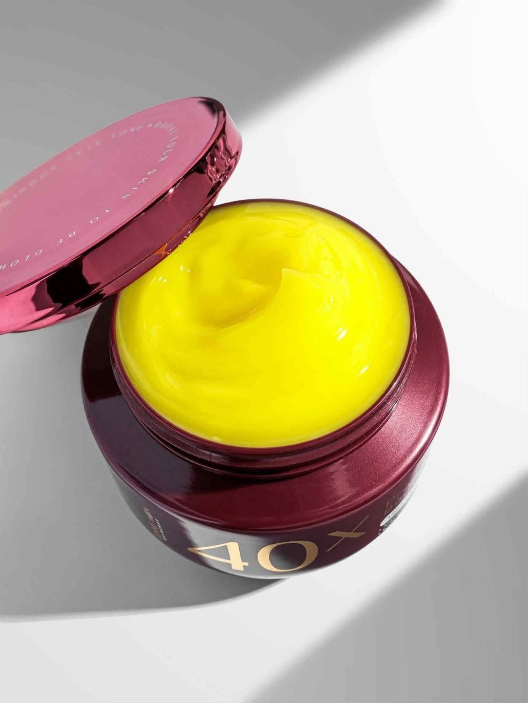 Jennie Moon - 40X Pro Derma Plus Body Booster - 40X Active Ingredients Whitening Complex - Pro Derma White
250g